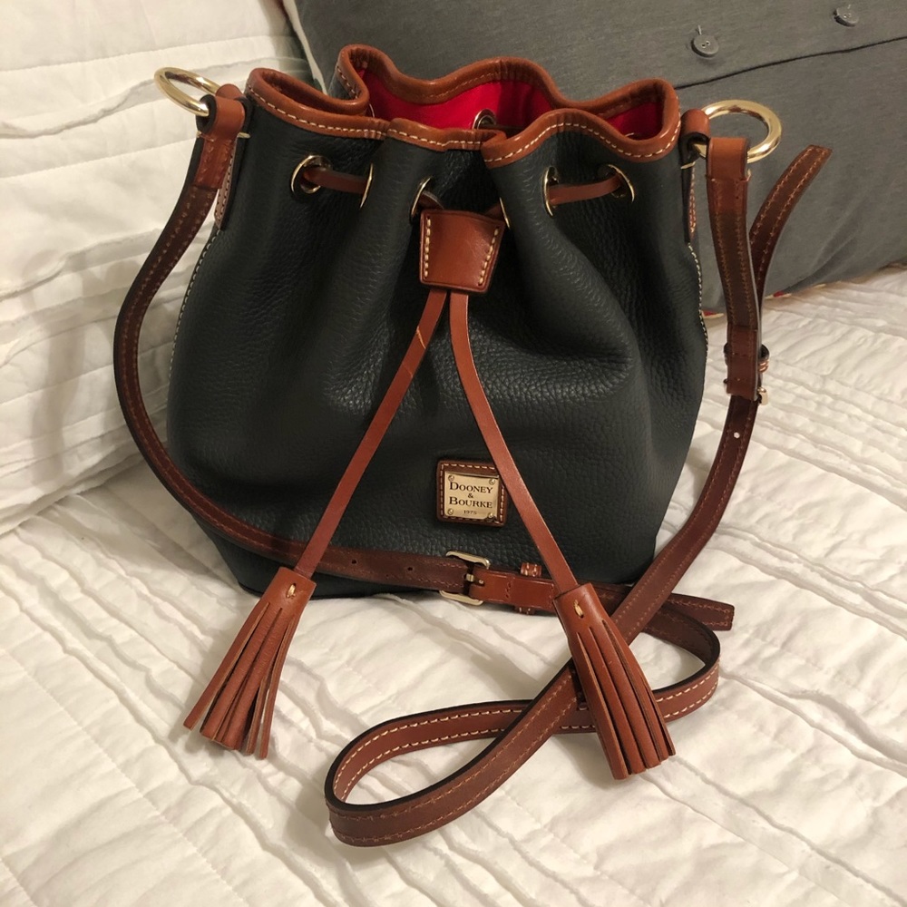 Dooney & Bourke draw string crossbody